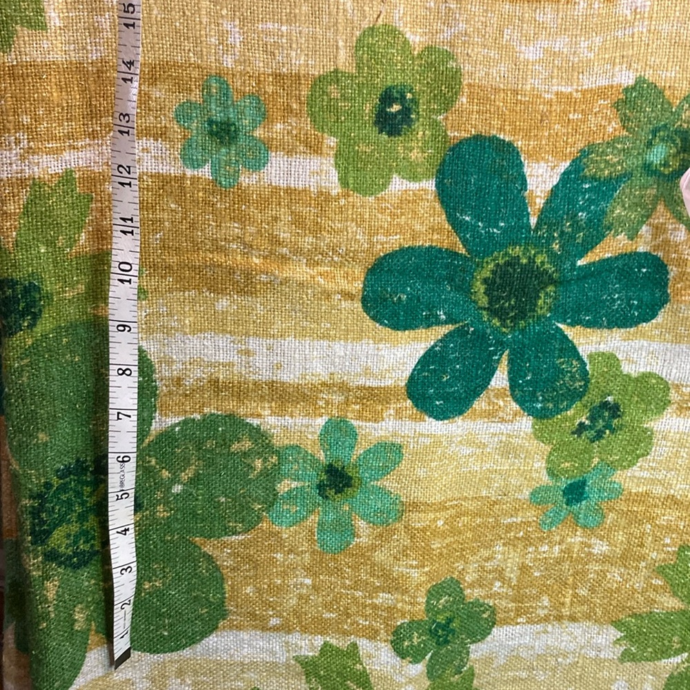 Vintage 5th avenue 2‎ pieces available. 48” x 68” each. Linen groovy lime 404